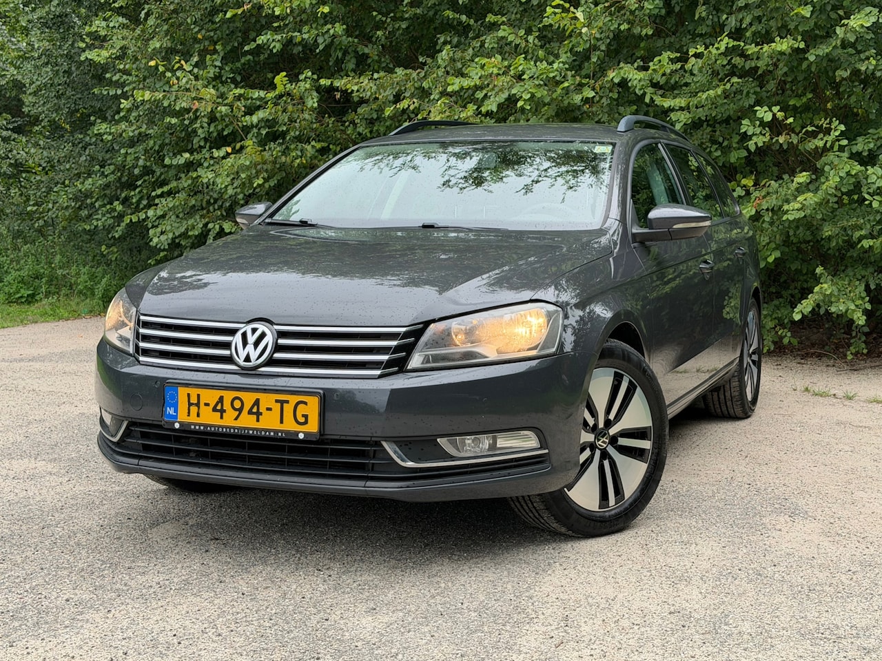 Volkswagen Passat Variant - 1.4 TSI Highline BlueMotion | Cruise + Clima + Navi Nu € 3.500,-!!! - AutoWereld.nl