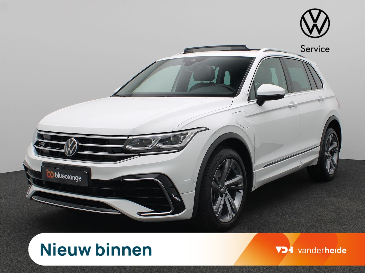 Volkswagen Tiguan - 1.4 TSI eHybrid R-Line Business 245PK DSG SOH 97,33%, Panoramadak, Matrix LED-Verlichting, - AutoWereld.nl