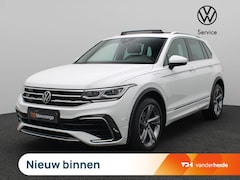 Volkswagen Tiguan - 1.4 TSI eHybrid R-Line Business 245PK DSG SOH 97, 33%, Panoramadak, Matrix LED-Verlichting