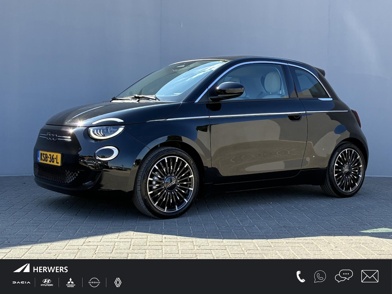 Fiat 500e - La Prima 42 kWh / SOH 94% / Apple Carplay/Android Auto / Achteruitrijcamera / Adaptieve Cr - AutoWereld.nl