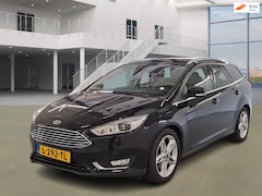 Ford Focus Wagon - 1.5 Titanium|XENON|CAMERA|PSENSOR|HALFLEDER|ELEKSTOELEJ|STOELVERW|NAVI|
