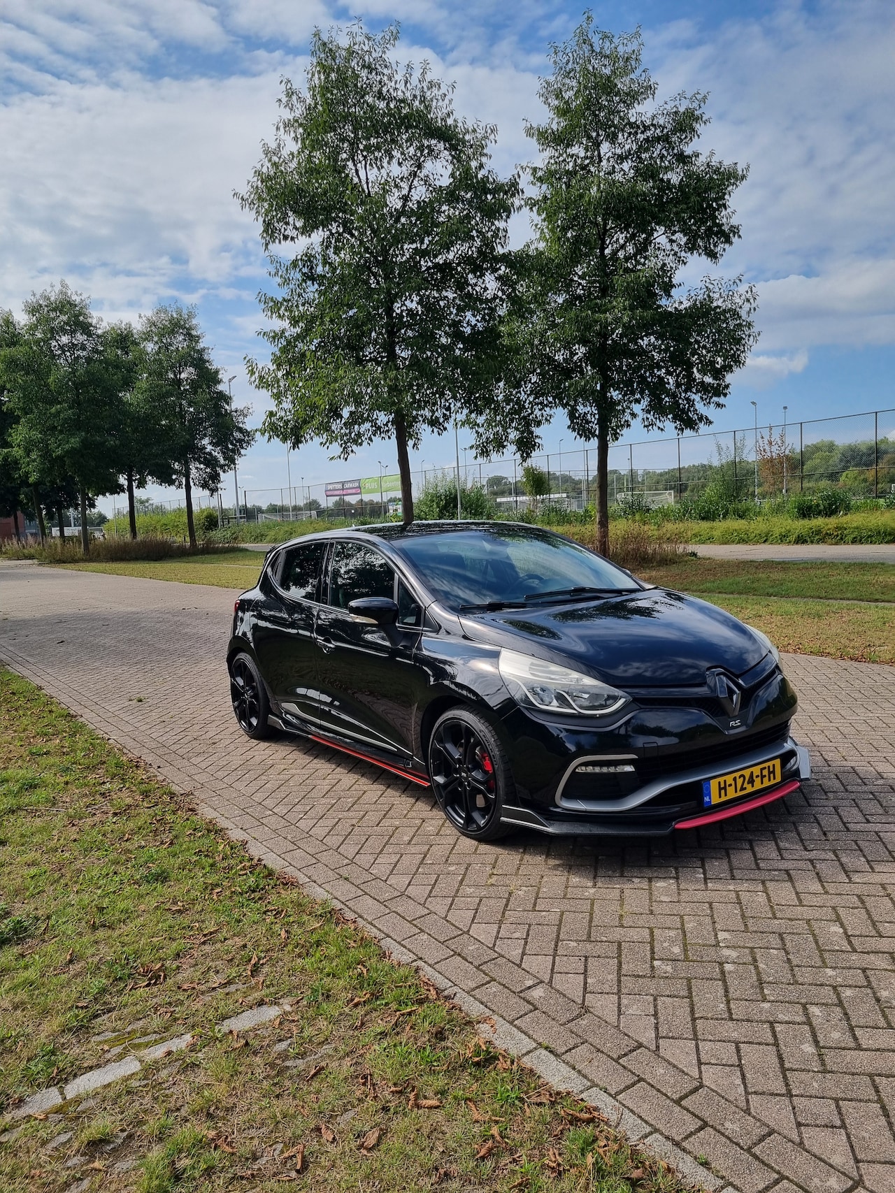 Renault Clio - 1.6 R.S. Monaco GP - AutoWereld.nl