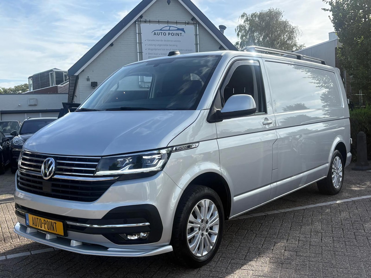 Volkswagen Transporter - 2.0 TDI BULLI/59060KM!/1OWNER/VIRTUAL/LEDER/CAMERA - AutoWereld.nl