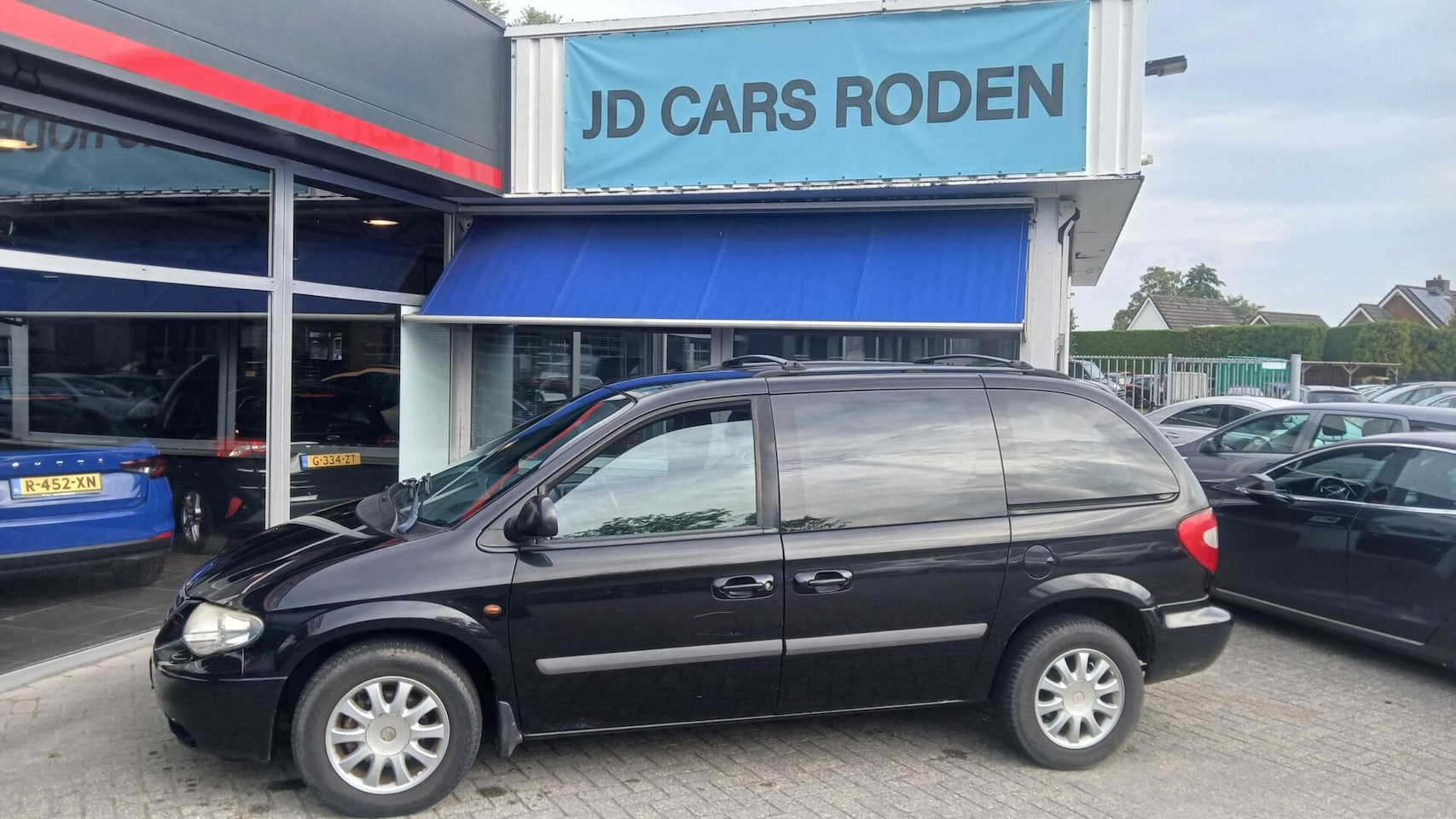 Chrysler Voyager - 2.8 CRD SE Luxe! 7 prs! Automaat! Apk! Goed - AutoWereld.nl