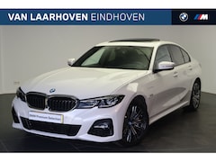 BMW 3-serie - 330e M Sport Automaat / Trekhaak / Sportstoelen / Comfort Access / Laserlight / Head-Up /