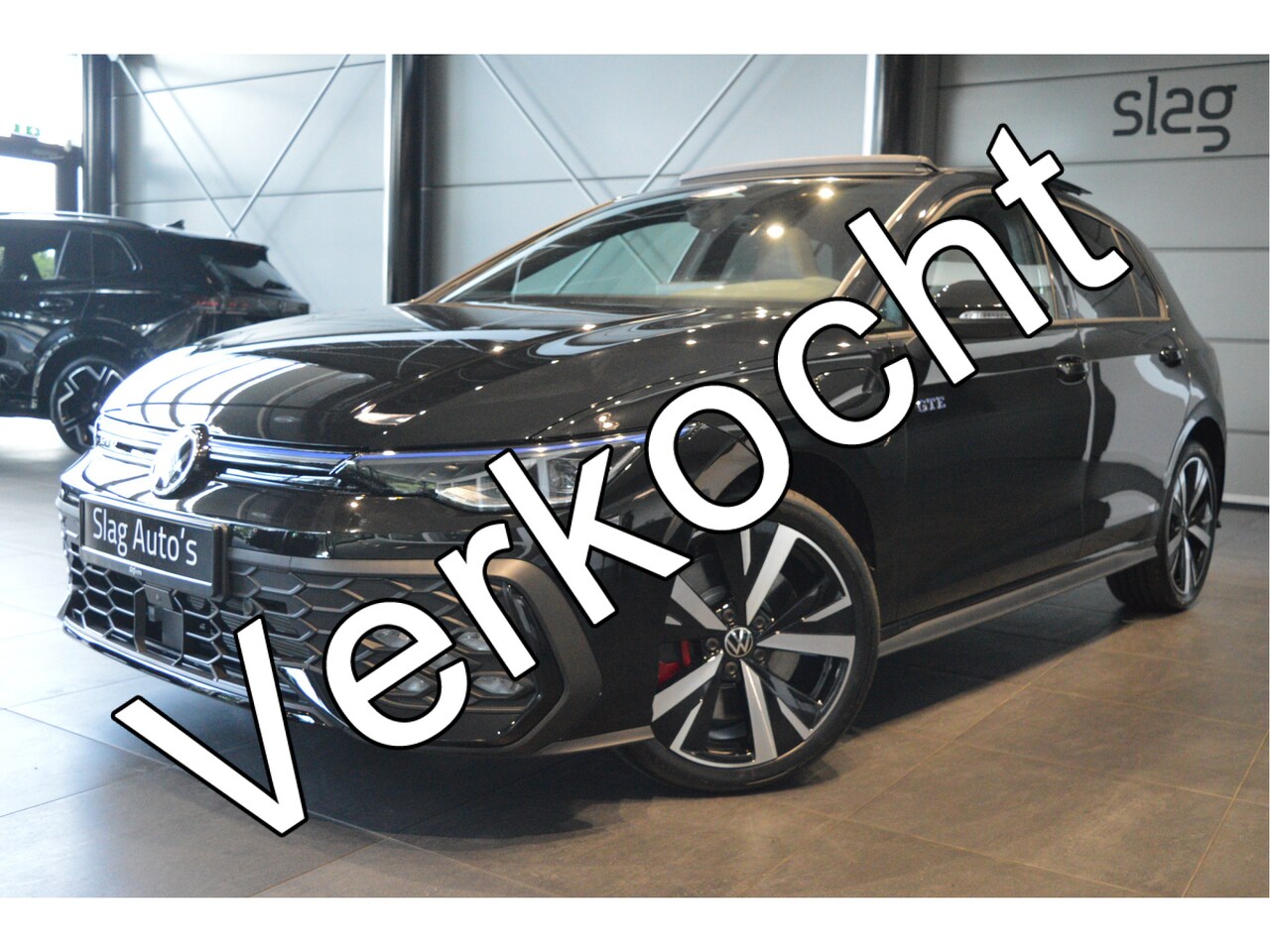 Volkswagen Golf - 1.5 eHybrid GTE pano trekhaak camera leer 18 inch 272 pk !! - AutoWereld.nl