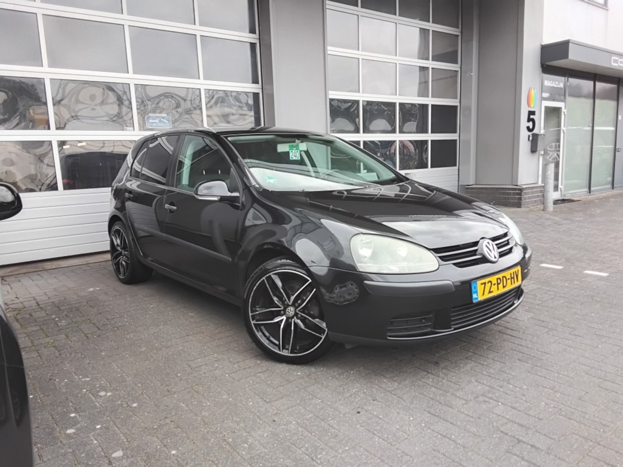Volkswagen Golf - 1.4 FSI / AIRCO/ CRUISE / KETTING VERV - AutoWereld.nl