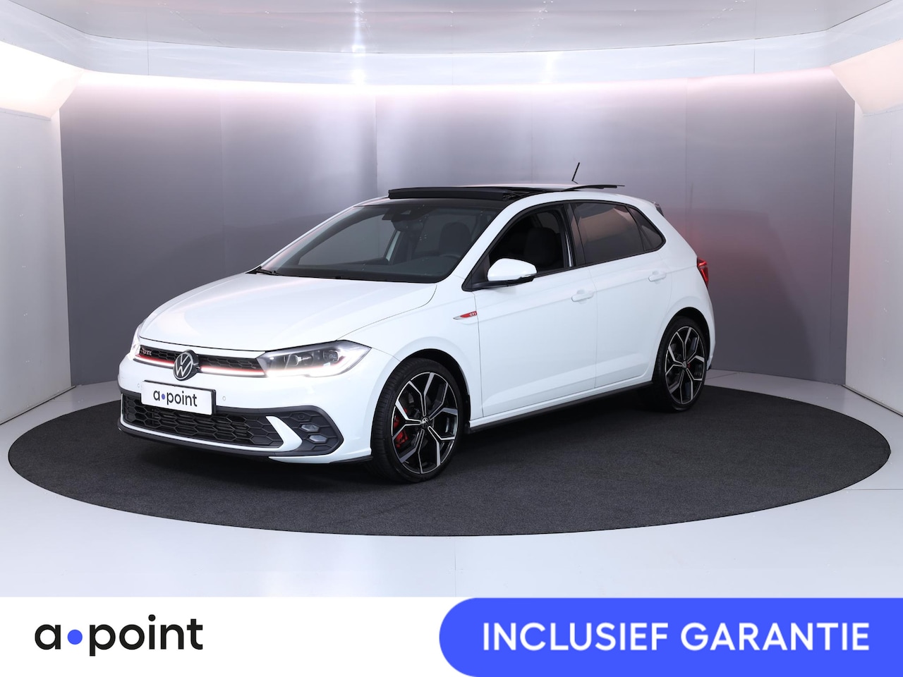 Volkswagen Polo - 2.0 TSI GTI Automaat (DSG) | Panoramadak | | Achteruitrijcamera | Stoelverwarming |Parkee - AutoWereld.nl