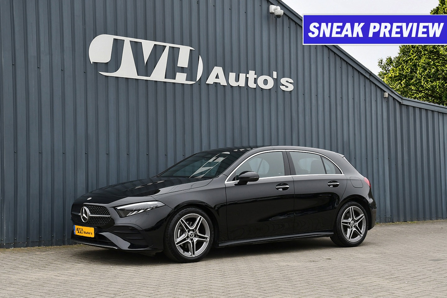 Mercedes-Benz A-klasse - 200 177pk MHEV 7G-DCT AMG Line 04-2024 | BTW | WideScreen | Keyless | LED | Sport - AutoWereld.nl