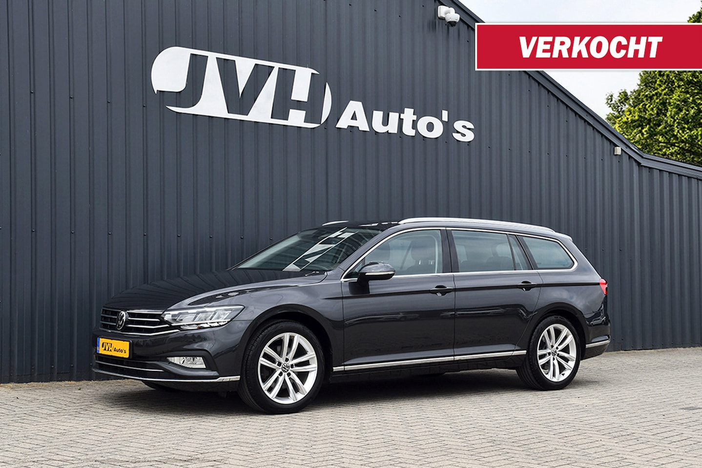 Volkswagen Passat Variant - 1.5 TSi 150pk AUT/DSG Elegance Sport 05-2022 | BTW | 1/2Leder | Navi | LED | TH - AutoWereld.nl