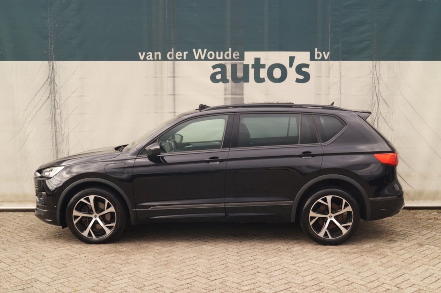 SEAT Tarraco - 1.4 TSI e-Hybrid PHEV FR Business Intense -PANO-TREKHAAK- - AutoWereld.nl