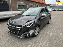 Peugeot 208 - 1.2 PureTech Signature