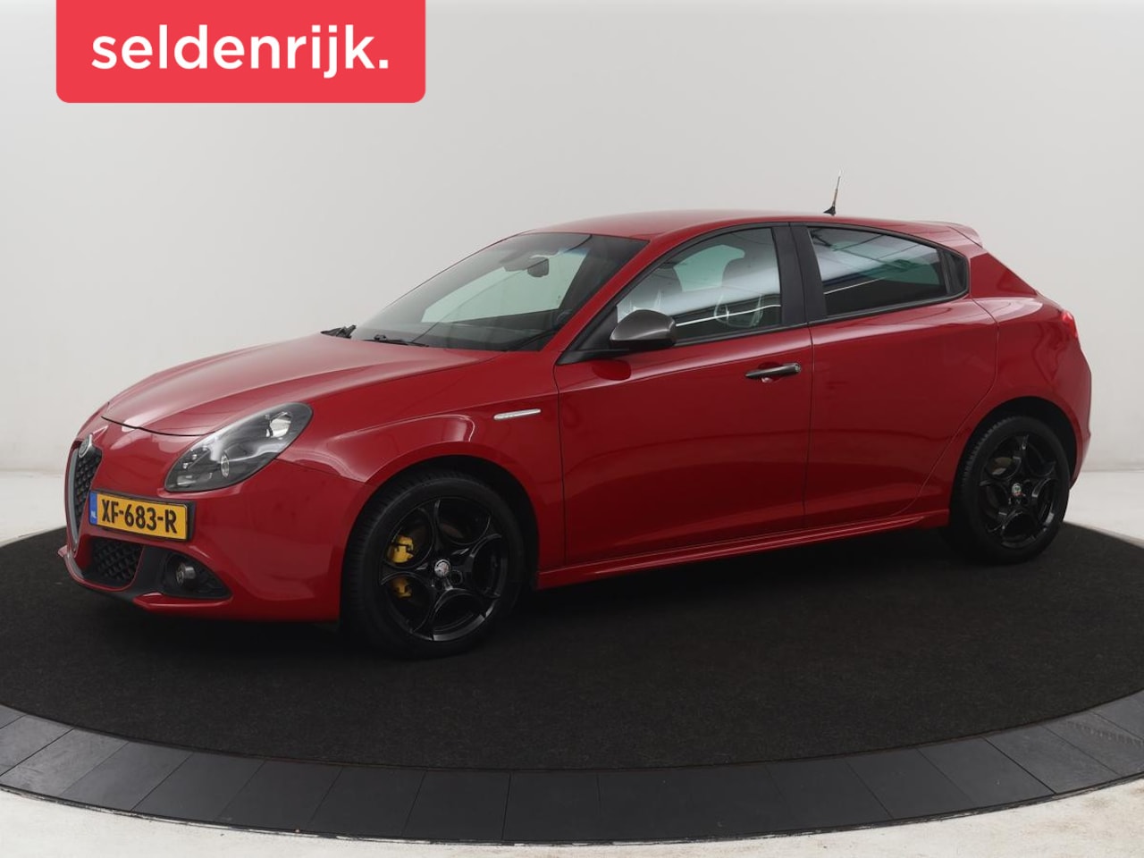 Alfa Romeo Giulietta - 1.6 JTDm Super Veloce | Automaat | Stoelverwarming | Sportstoelen | PDC | Alcantara | Blue - AutoWereld.nl