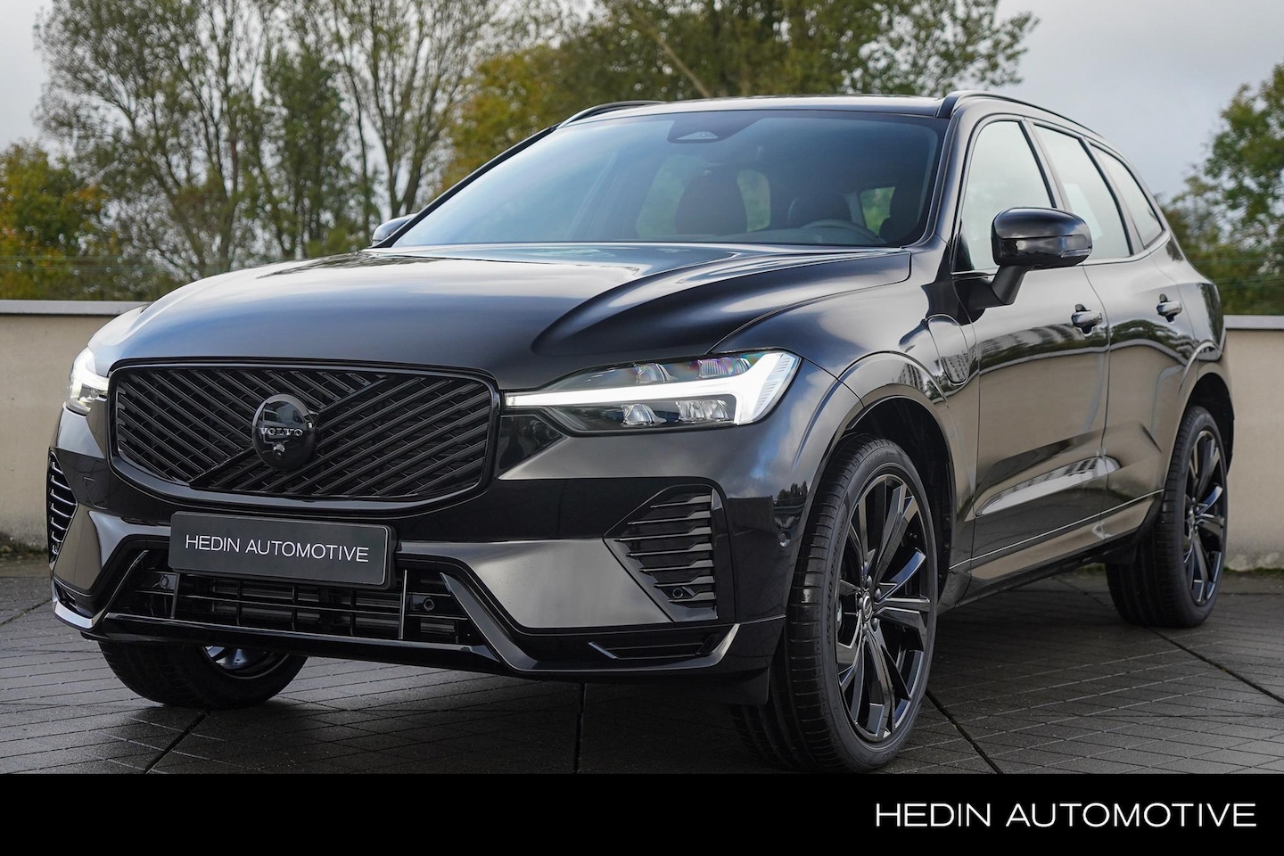 Volvo XC60 - 2.0 T8 Plug-in hybrid AWD Ultra Black Edition Actieve Luchtvering | Panoramadak | Elek Ver - AutoWereld.nl
