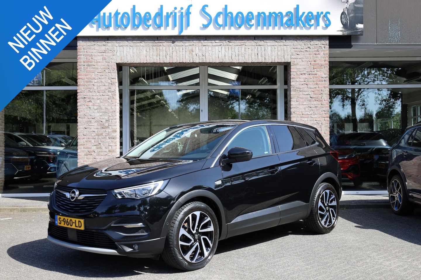 Opel Grandland X - 1.2 Turbo Ultimate STUUR/STOELVERW. STOELVERNTILATIE MEMORY CARPLAY CAMERA DAB CRUISE NAVI - AutoWereld.nl