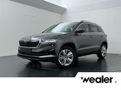 Skoda Karoq - Business Edition Ultimate 1.5 TSI 150 PK | Trekhaak | Spoiler | Chroom pakket | Navigatie
