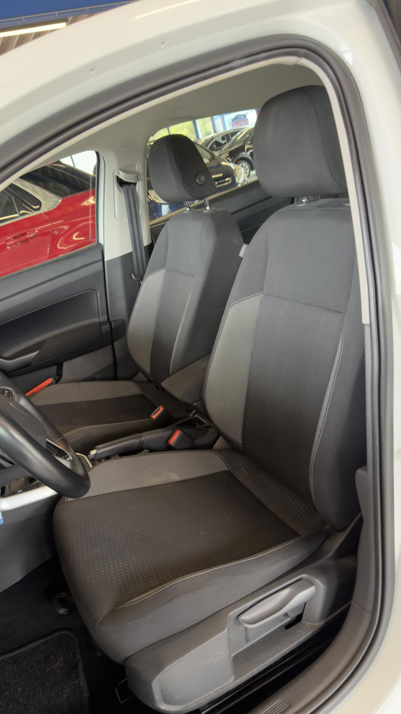 Volkswagen Polo - 1.0 TSI Life Business ACC | CARPLAY | NAVI | AUTOMAAT - AutoWereld.nl