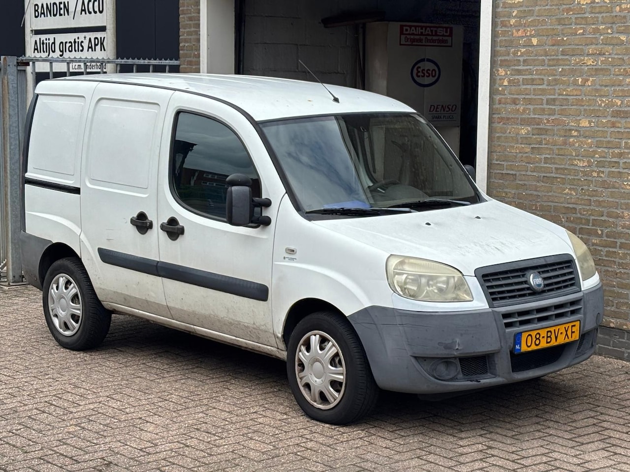 Fiat Doblò - 1.3 MultiJet Basis. Koppeling defect. - AutoWereld.nl