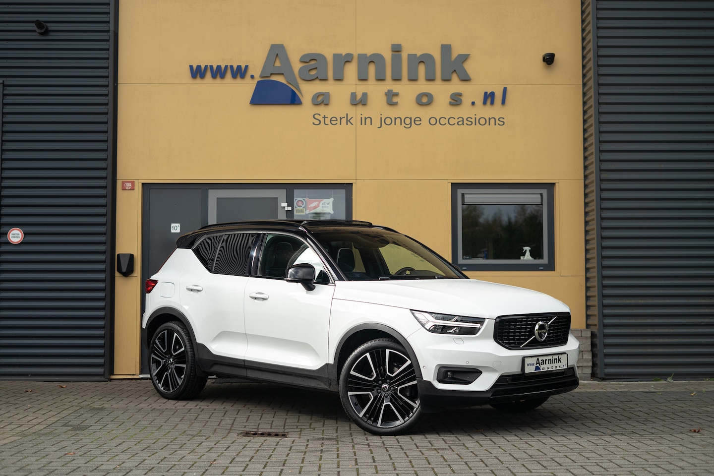 Volvo XC40 - T5 R design - AutoWereld.nl
