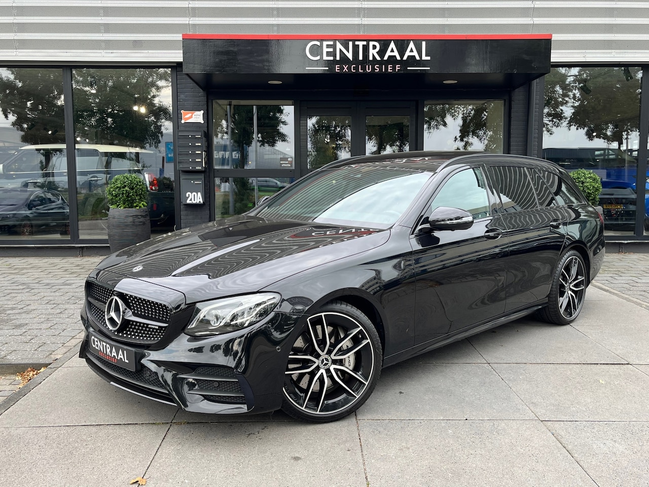 Mercedes-Benz E-klasse Estate - 53 AMG 4MATIC 457PK|Pano|Burmester|360Camera|Luchtvering|Keyless|Carplay|Leder - AutoWereld.nl