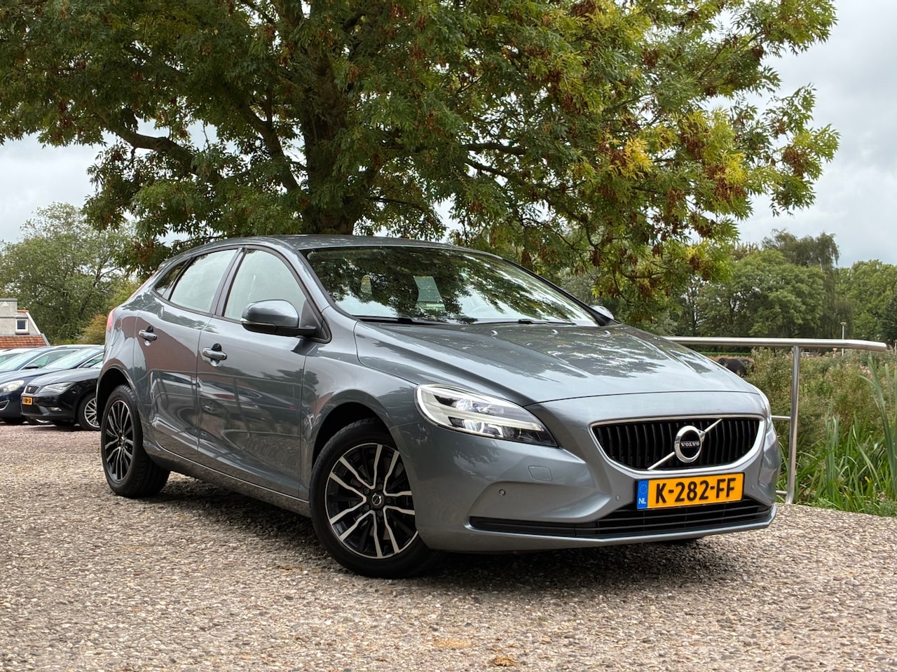 Volvo V40 - 1.5 T2 Inscription | Automaat | Navi + Clima + Cruise nu €10.975,-!! - AutoWereld.nl