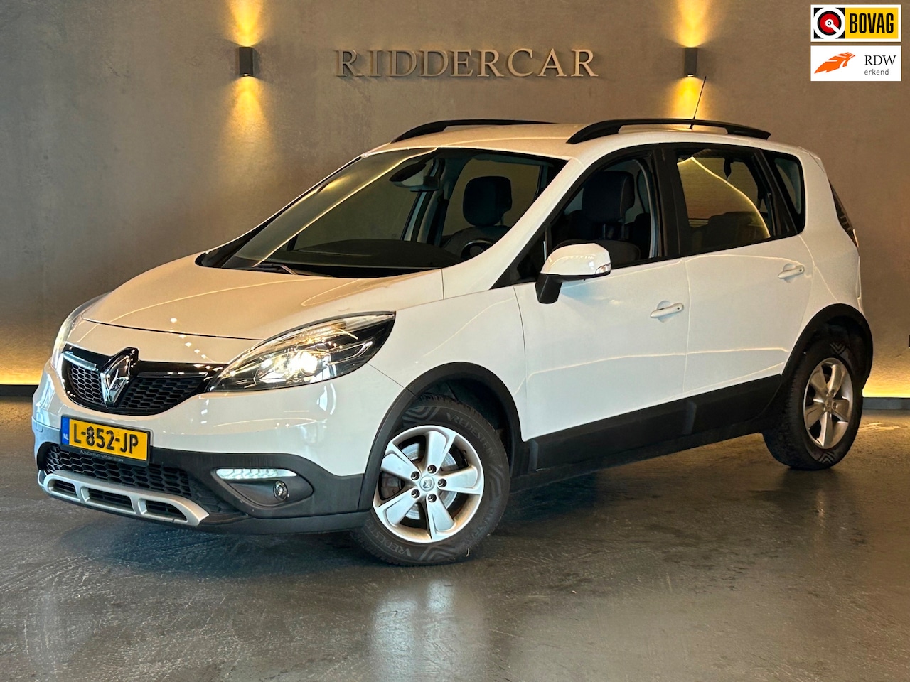 Renault Scénic - 1.2 TCe Bose|PARK SENS ACHTER|CRUISE|NAVI|AIRCO|APK12-2026 - AutoWereld.nl