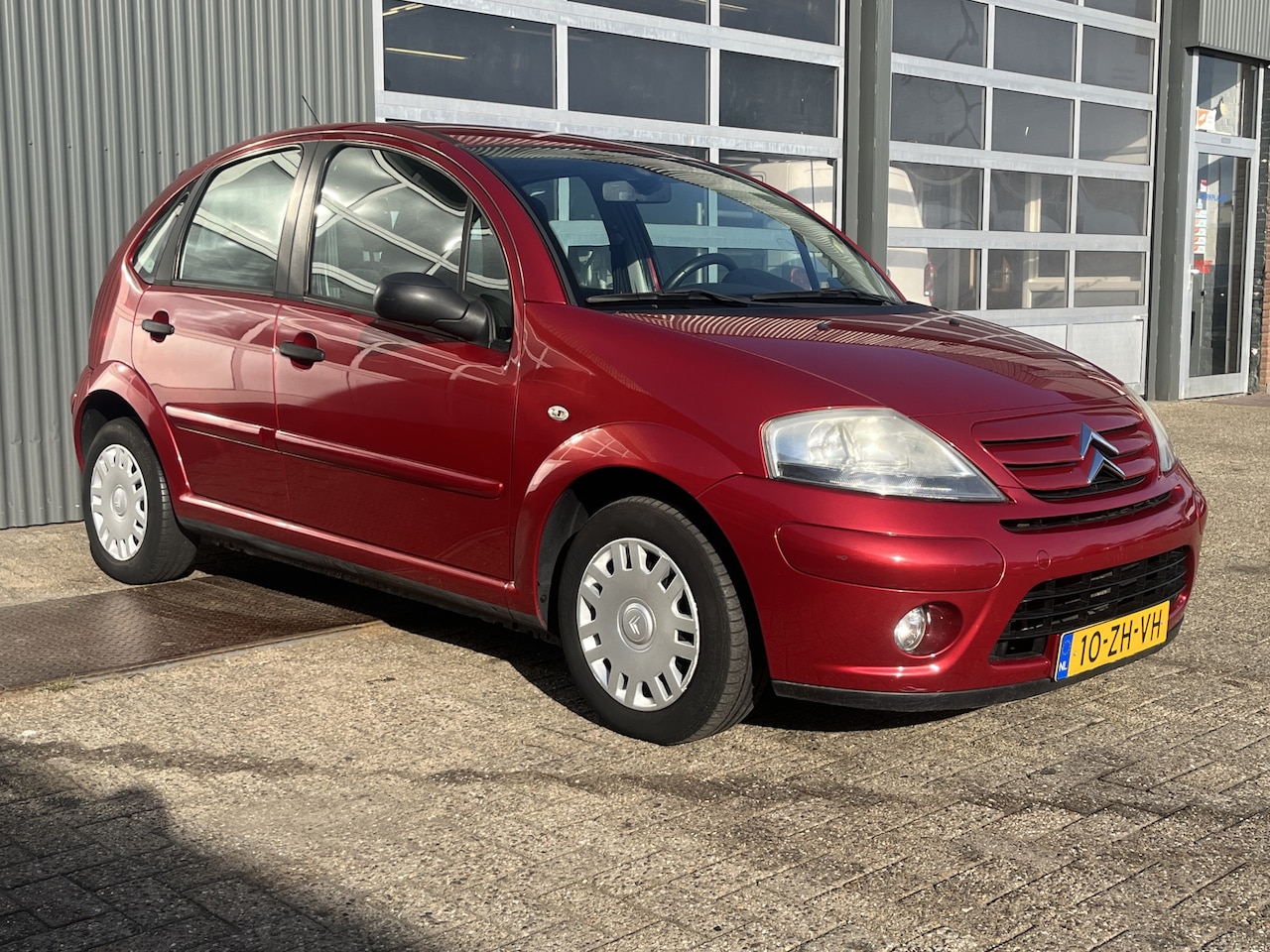 Citroën C3 - 1.4i Ambiance Airco Cruise controle Trekhaak 5-Persoons Stuurwielbediening Parkeersensoren - AutoWereld.nl