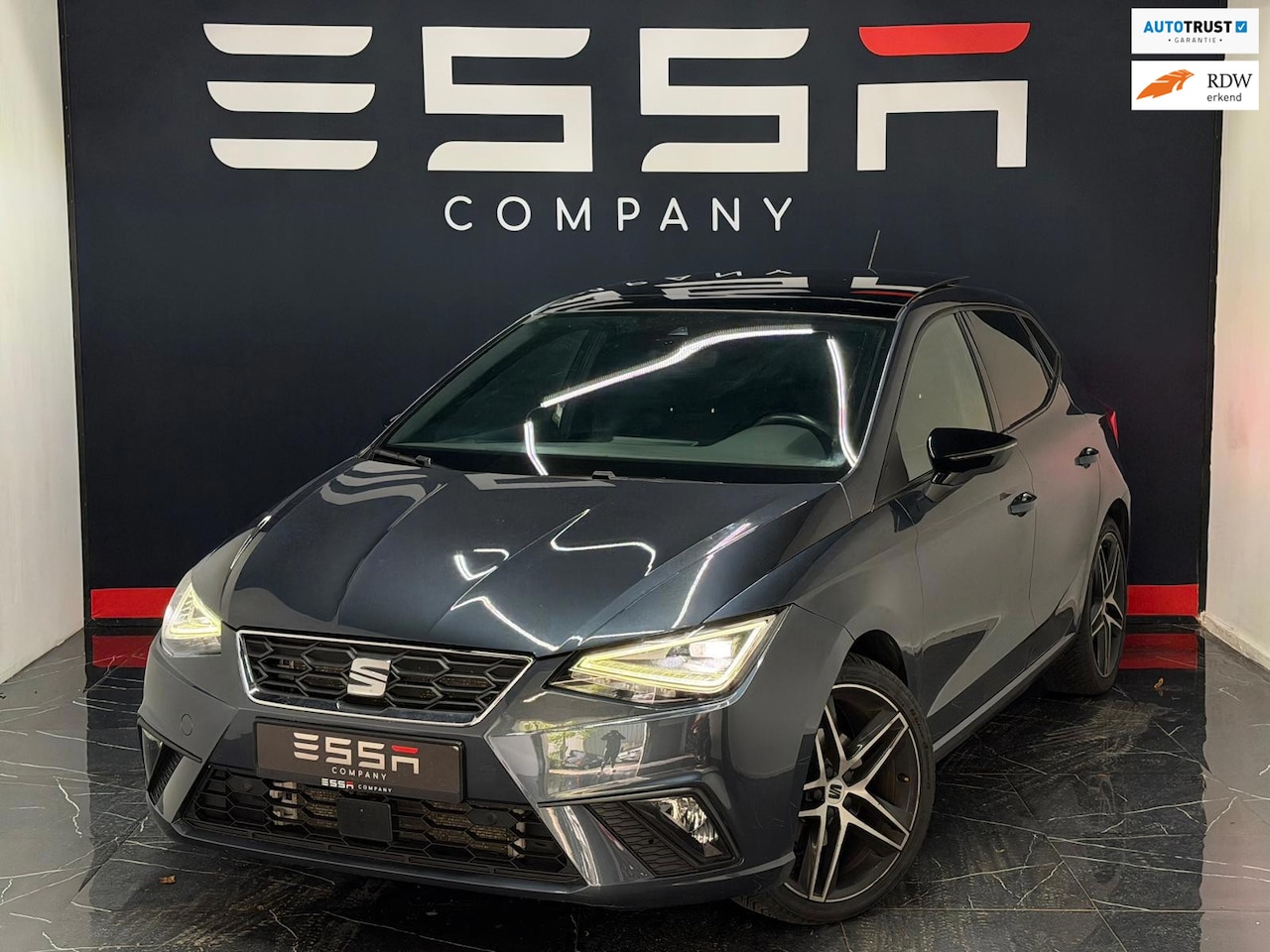 SEAT Ibiza - 1.5 TSI FR Plus Pano Keyless Sfeerv Camera LED - AutoWereld.nl