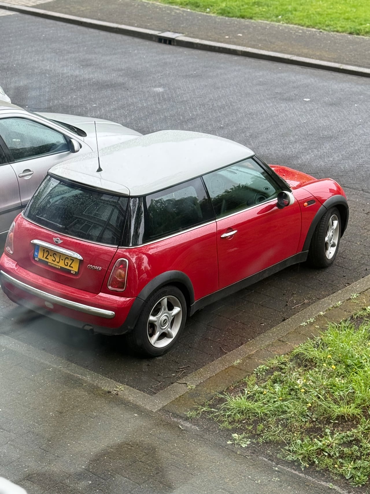 MINI 3-Deurs - 1.6 Cooper 1.6 cooper - AutoWereld.nl