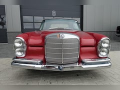 Mercedes-Benz 300-serie - W112 300SE Cabriolet