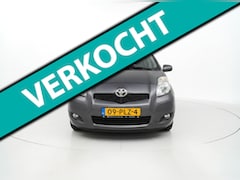 Toyota Yaris - 1.3 VVTi Aspiration AUTOMAAT TREKHAAK