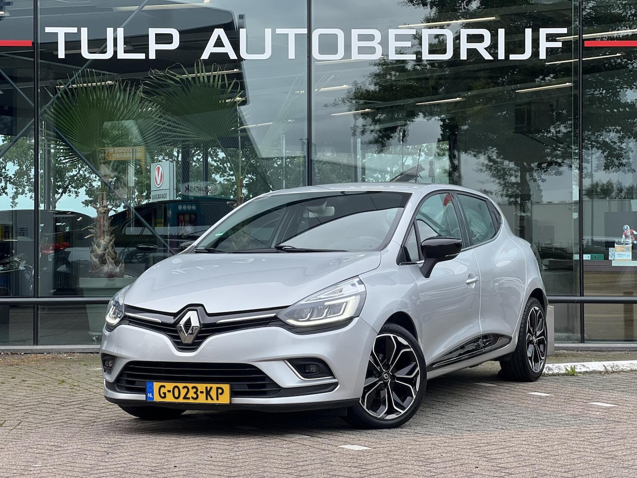 Renault Clio - 0.9 TCe Intens 5 Deurs Airco Clima Cruise Dealer - AutoWereld.nl