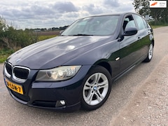 BMW 3-serie - 316i Business Line / 2010 met apk