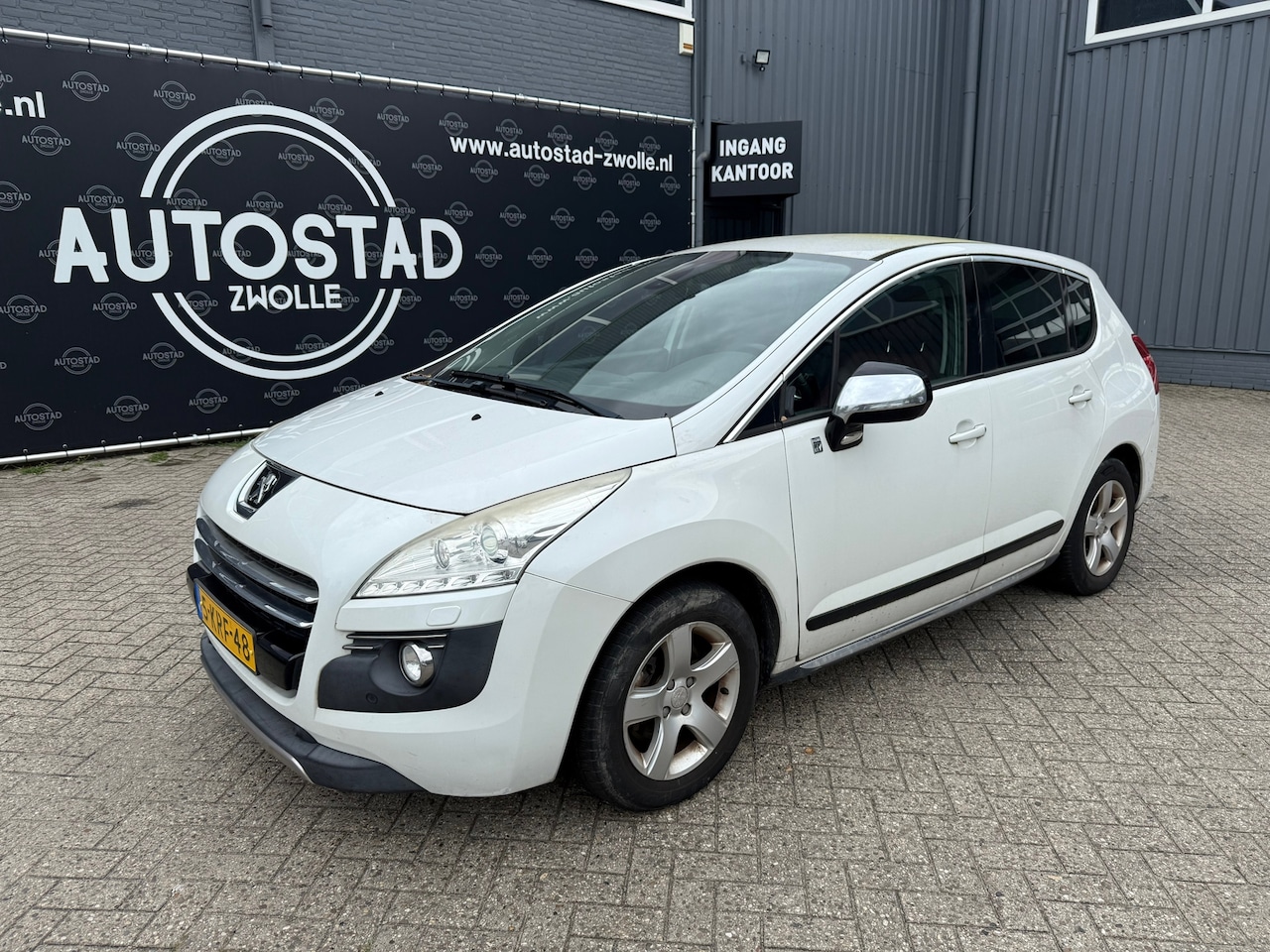 Peugeot 3008 - 2.0 HDiF HYbrid4 Blue Lease Let op start niet Automaat/Airco/cruise/Navi - AutoWereld.nl