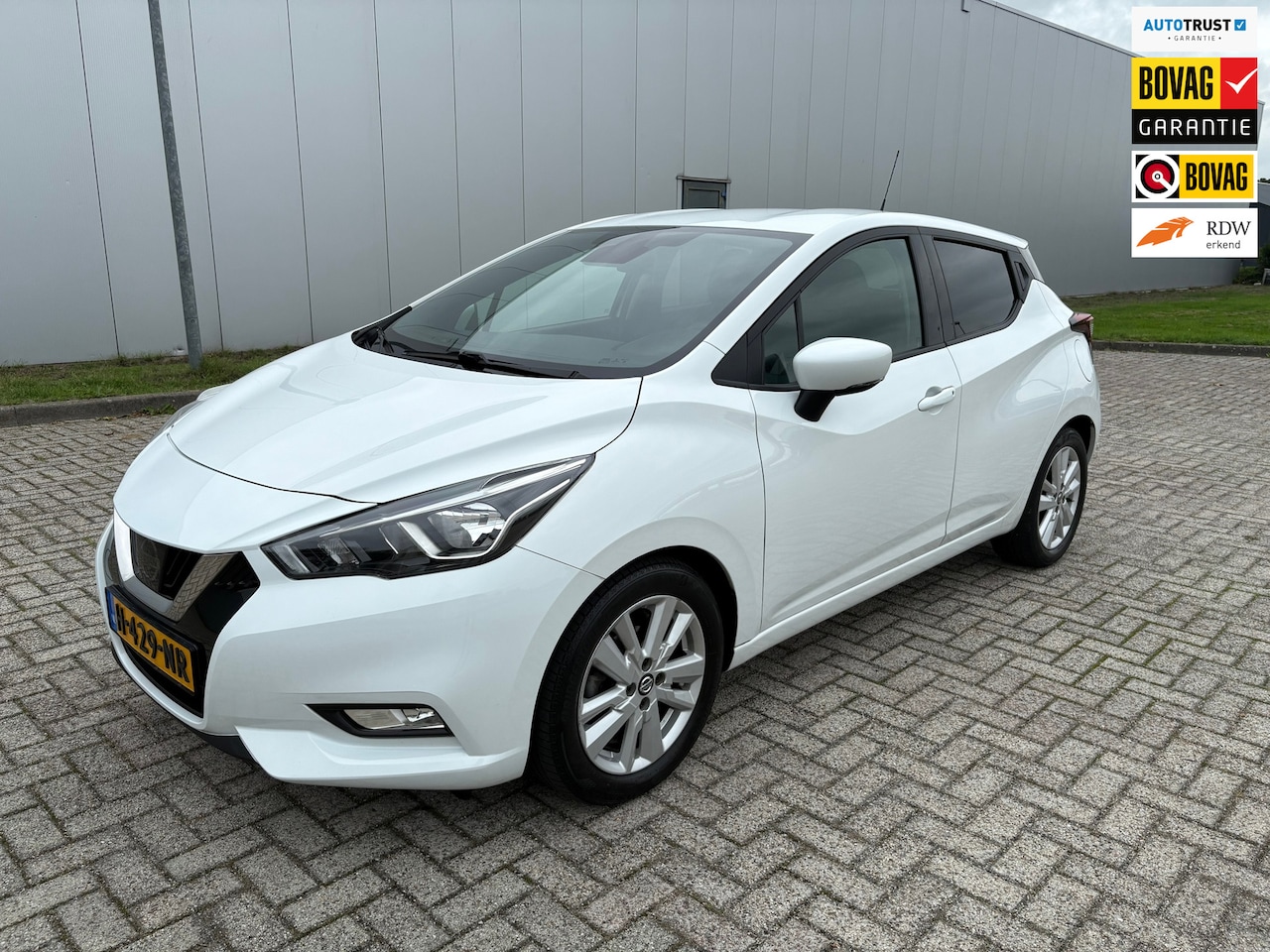 Nissan Micra - 1.0 IG-T N-Connecta 1.0 IG-T N-Connecta , Airco , Cruise Control, Parkeersensoren - AutoWereld.nl
