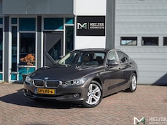 BMW 3-serie - 320i Upgrade Edition