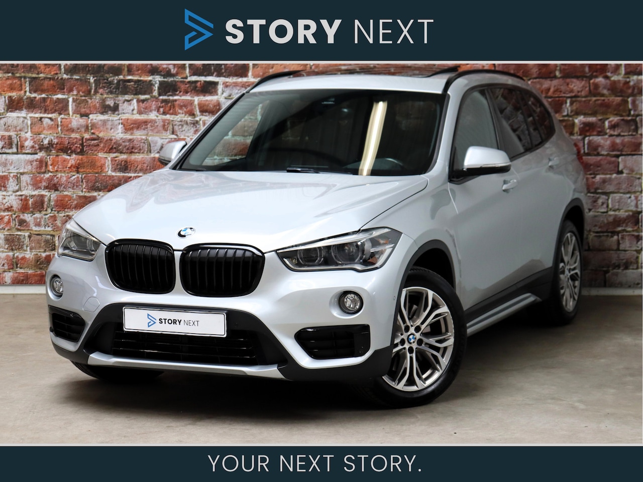 BMW X1 - xDrive20i High Executive Sport Line Automaat / Navigatiesysteem Plus / Panoramadak / Leder - AutoWereld.nl