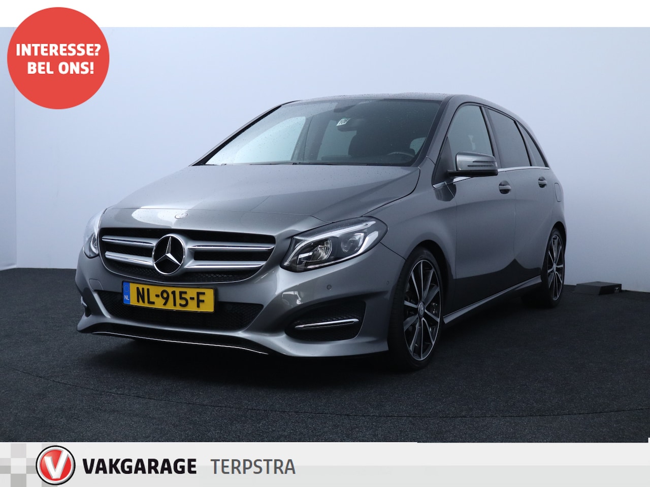 Mercedes-Benz B-klasse - 180 Business Solution/ Trekhaak/ 18'' LMV/ LED Koplampen/ Camera/ Keyless-GO/ Stoelverw./ - AutoWereld.nl