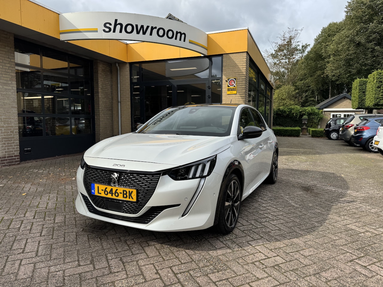 Peugeot 208 - 1.2 PureTech GT Pack Climate Control 3D Cockpit Pano Carplay - AutoWereld.nl