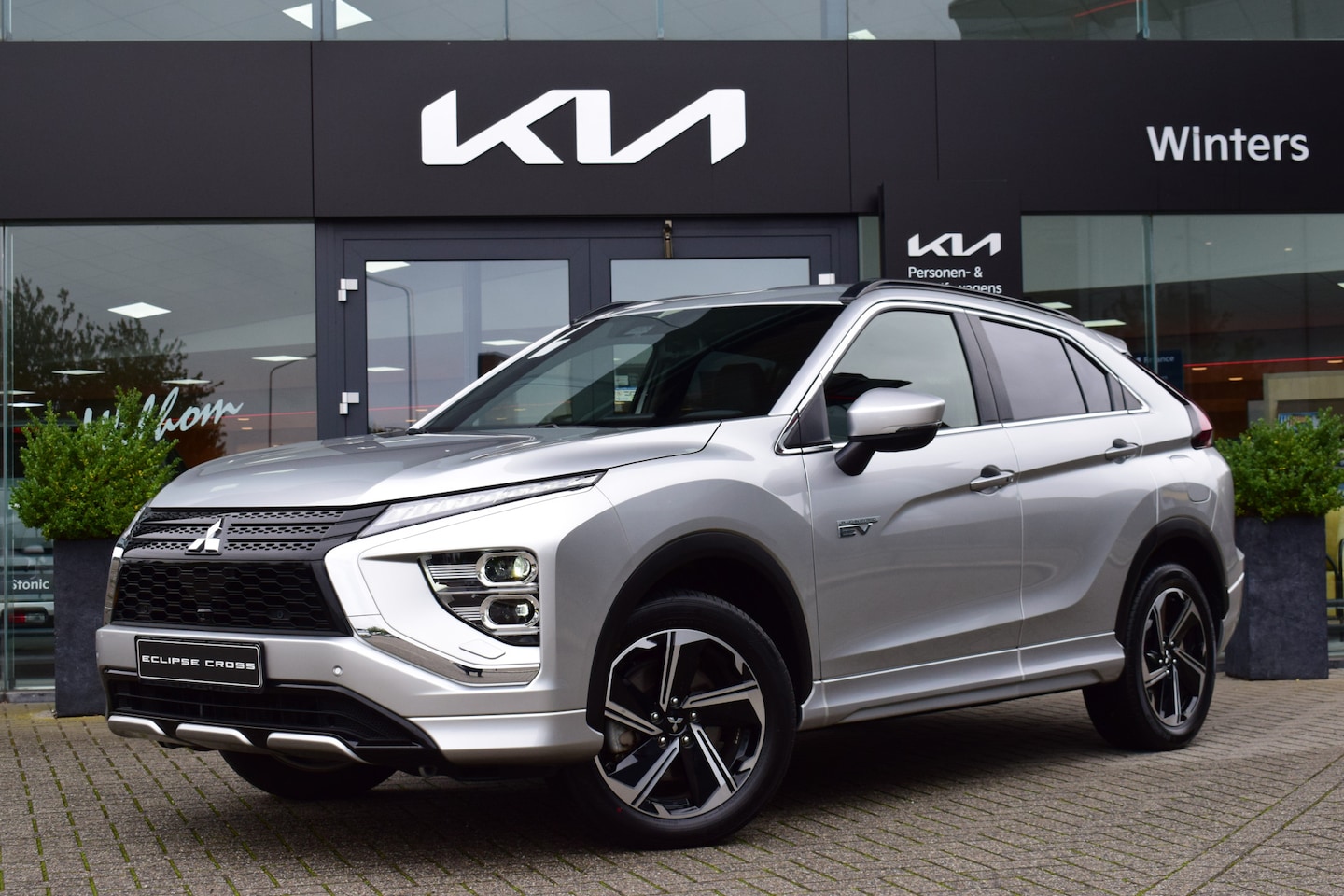 Mitsubishi Eclipse Cross - 2.4 PHEV Executive | 360° Camera | Stoelverwarming | Dodehoekassistentie | Adaptieve Cruis - AutoWereld.nl