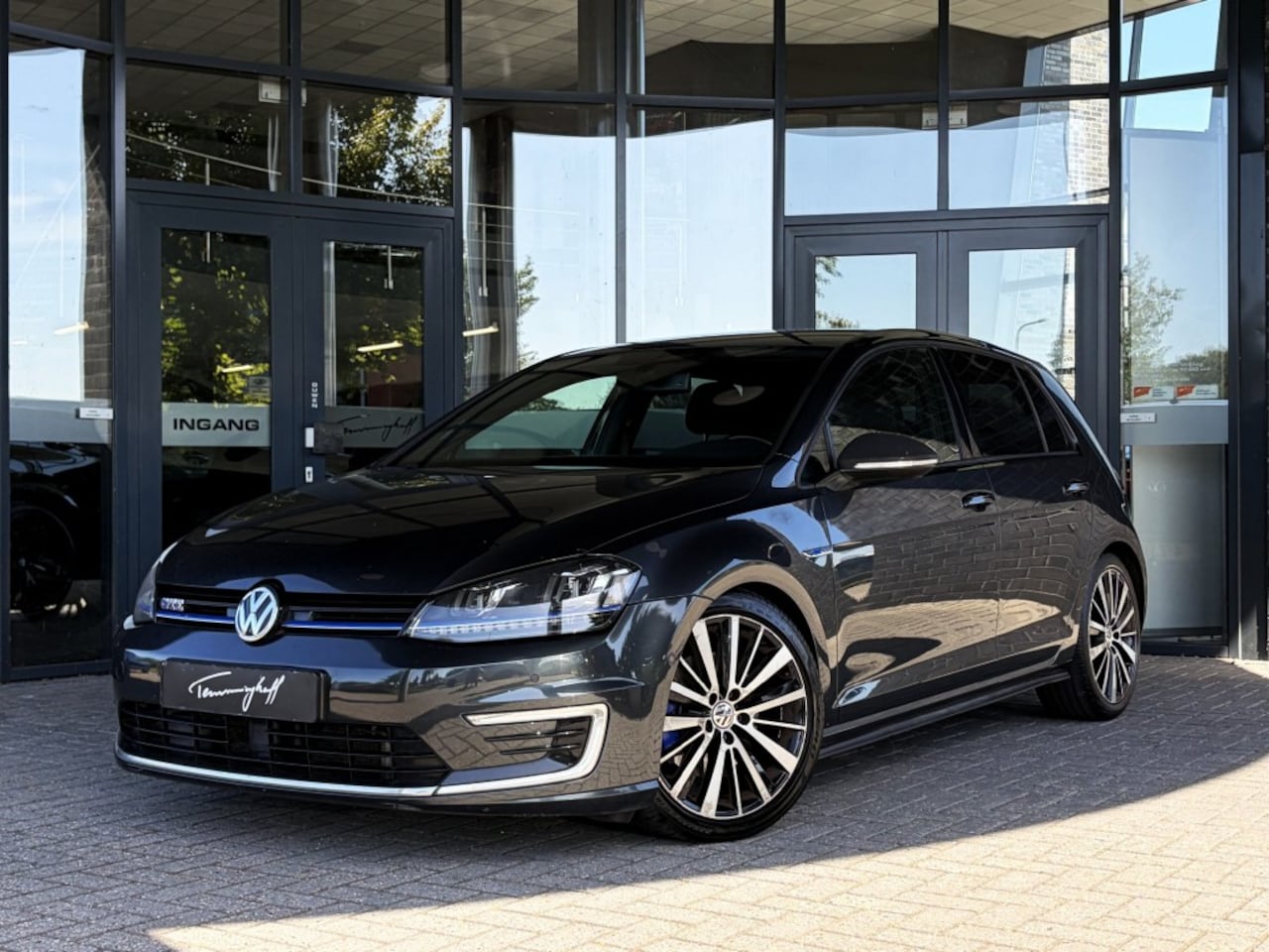 Volkswagen Golf - 1.4 TSI GTE - ORG. NL. - AUDIO NAVI - TREKH. - AutoWereld.nl