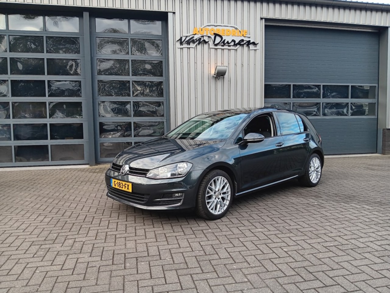 Volkswagen Golf - 1.4 TSI 92kw Allstar  Panodak  Cruise/Clima Stoelverw  PDC v+a  Elec. ramen+spiegels  Elec - AutoWereld.nl