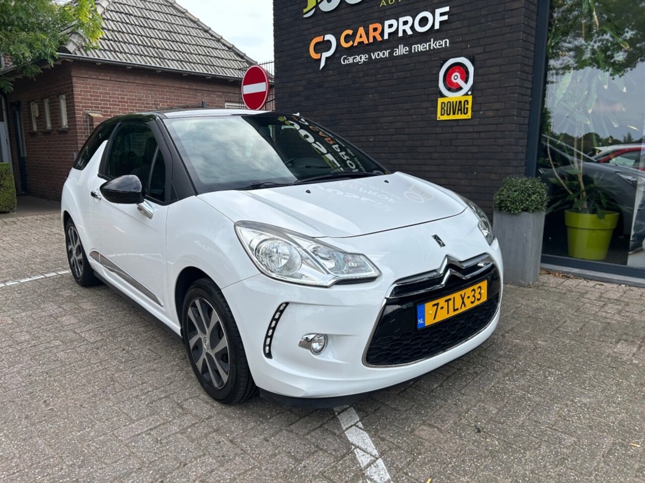 Citroën DS3 - 1.2 VTi So Chic 1.2 VTI SO CHIC - AutoWereld.nl