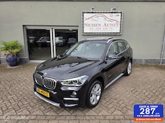 BMW X1 - sDrive18i High Executive Pano/Leder/HUD/1ste eigenaar