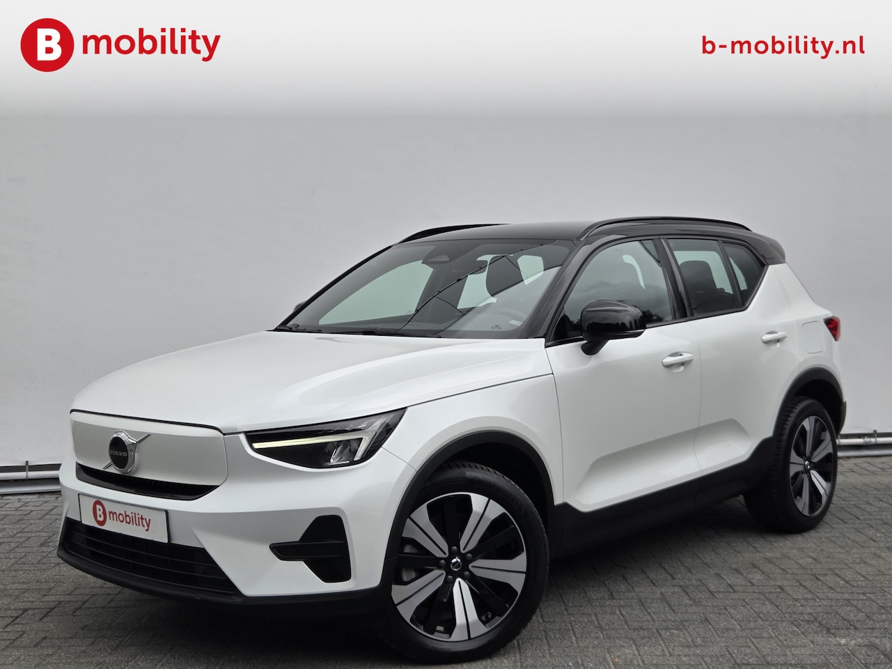 Volvo XC40 - Recharge Plus 70 kWh SOH 94% Trekhaak 1500kg Achteruitrijcamera NL Auto! | Apple CarPlay | - AutoWereld.nl