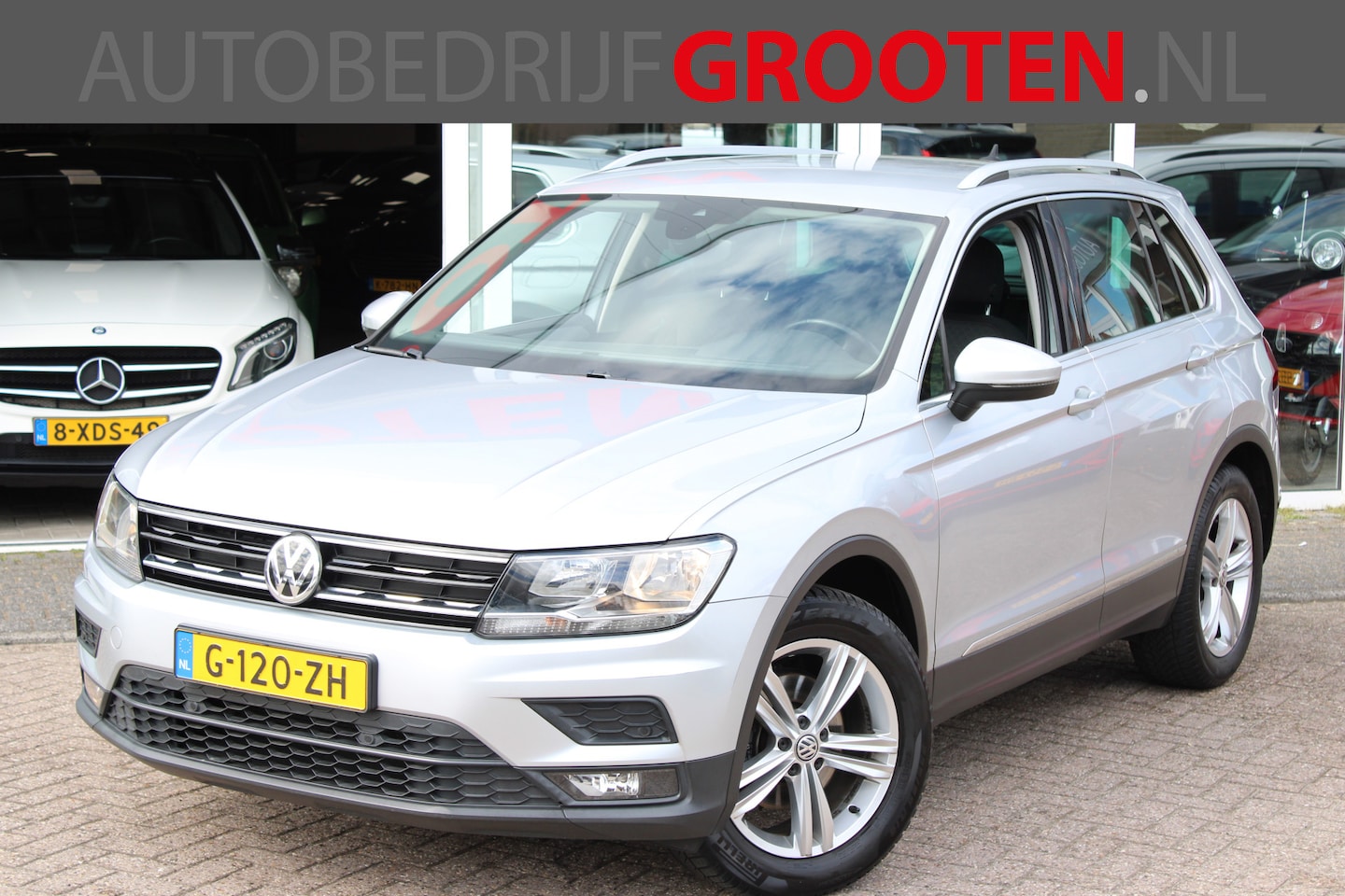 Volkswagen Tiguan - 1.5 TSI ACT//NAVI//TREKHAAK!! - AutoWereld.nl