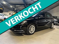 Mercedes-Benz B-klasse - 200 Ambition/Leder/Xenon/trekhaak/Dealer onderhouden/Apk nieuw