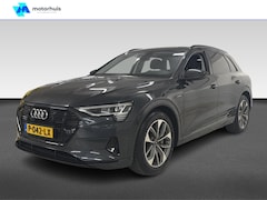 Audi e-tron - | SoH 92, 6% | | Achteruitrijcamera | Sportstoelen | Voorstoelen verwarmd
