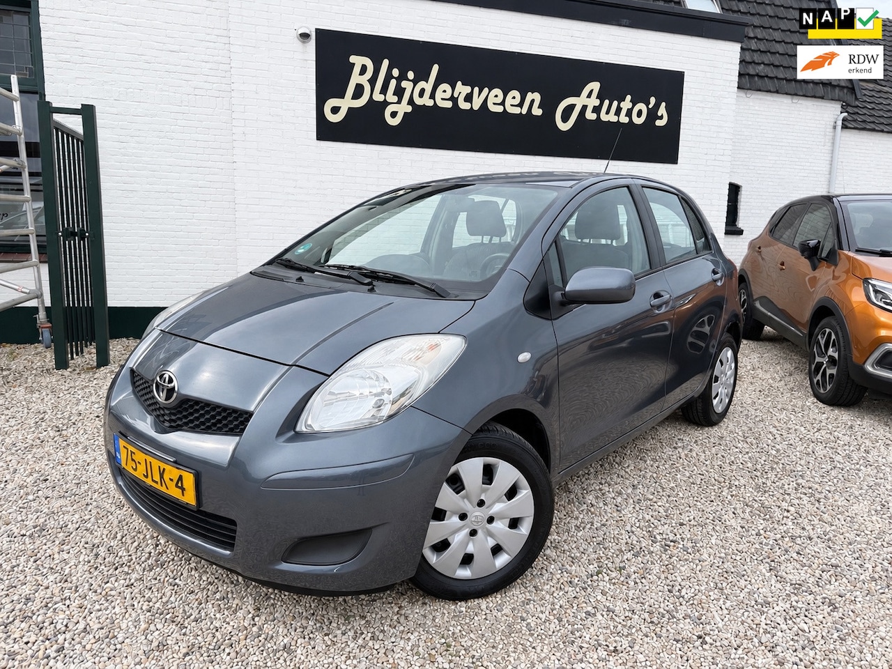 Toyota Yaris - 1.3 VVTi Aspiration Automaat | 5Deurs | 79Dkm | Org. NL | Airco | Dealer Onderhouden - AutoWereld.nl