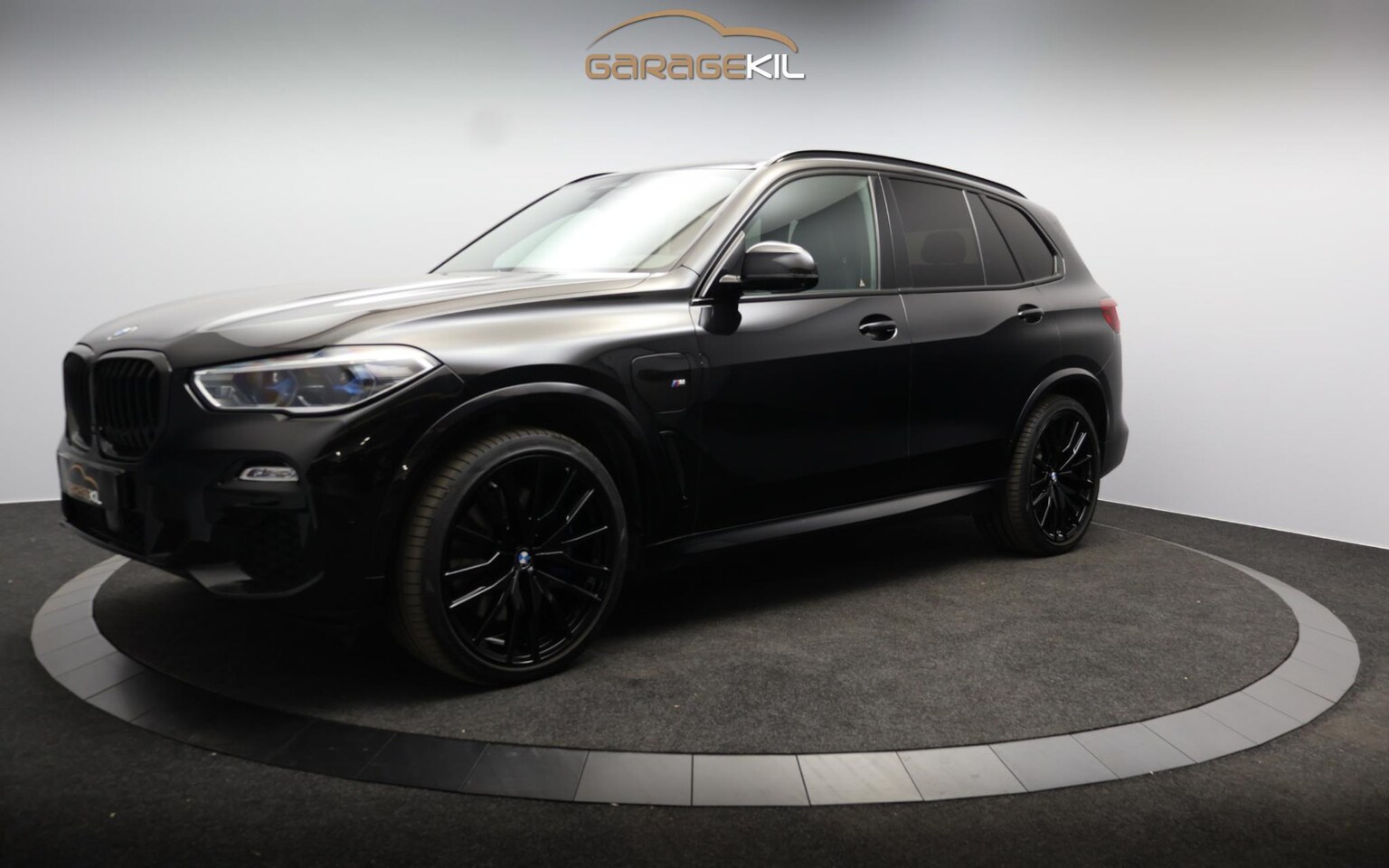 BMW X5 - xDrive45e High Executive M-Sport / Massage / Pano / Harman-Kardon / Laser / Head-Up / Adap - AutoWereld.nl